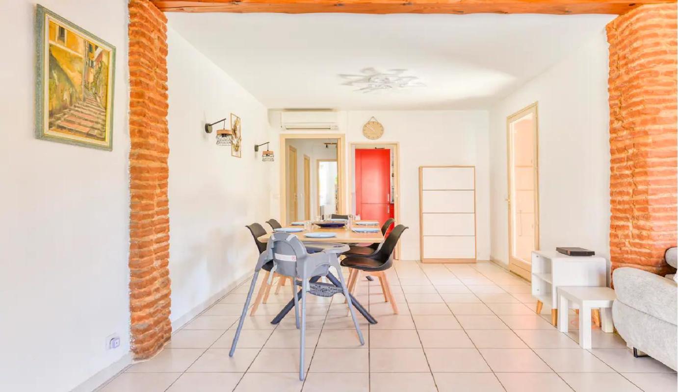 Magnifique Maison Avec Piscine Privee A 300 M D'une Tres Jolie De Sable Villa *