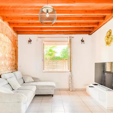 Magnifique Maison Avec Piscine Privee A 300 M D'Une Tres Jolie Plage De Sable Le Barcares Exterior photo