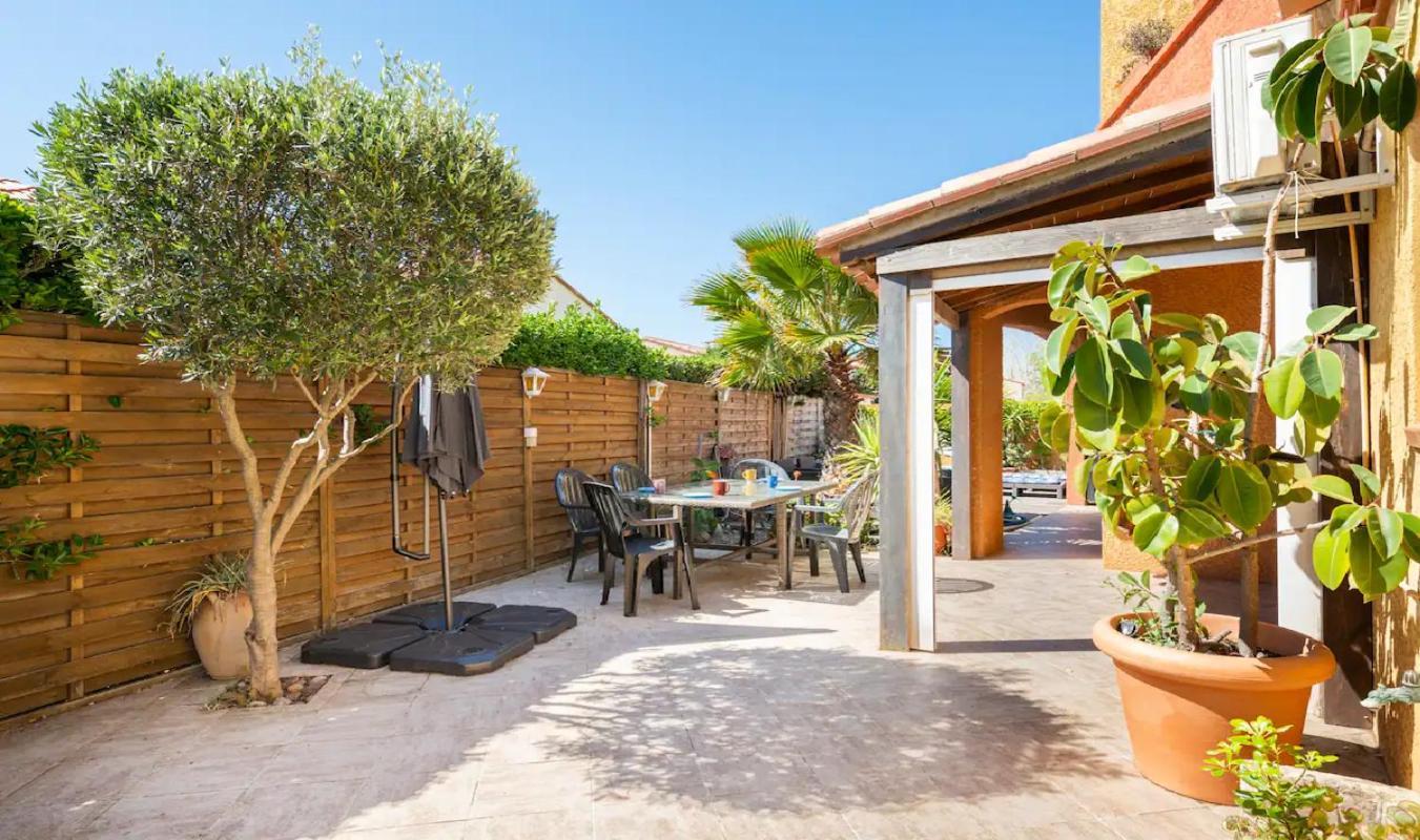Villa Magnifique Maison Avec Piscine Privee A 300 M D'une Tres Jolie De Sable